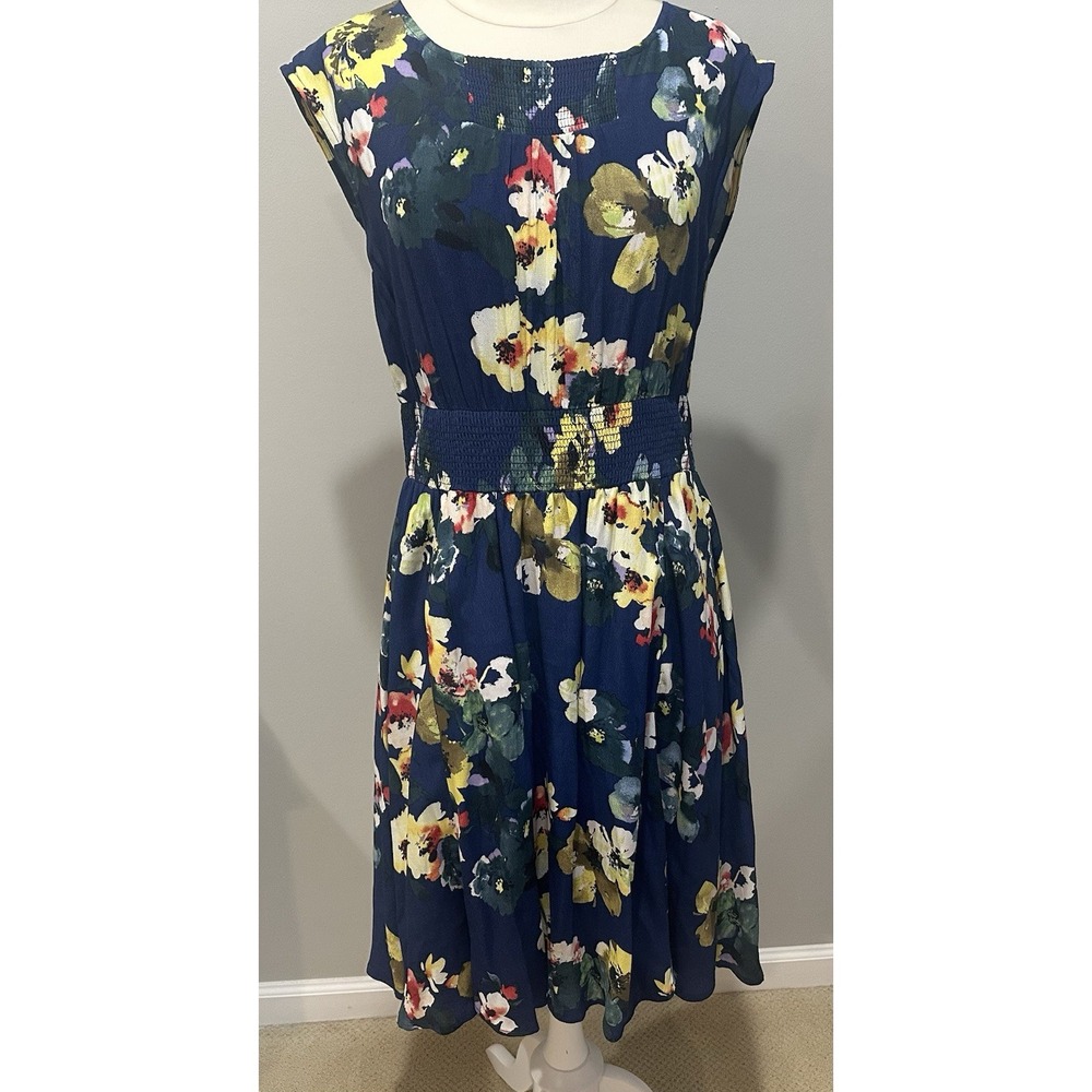 Maeve Anthropologie Evaline Floral  Midi Dress Blue Smocked Waist  Medium